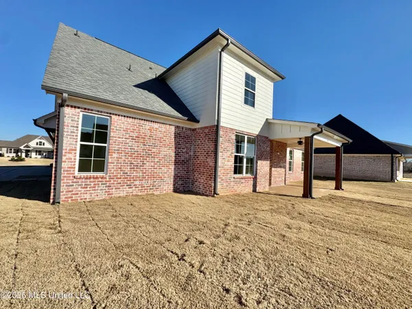 $545,000 | 1755 Bakersfield Way, Nesbit, MS 38651