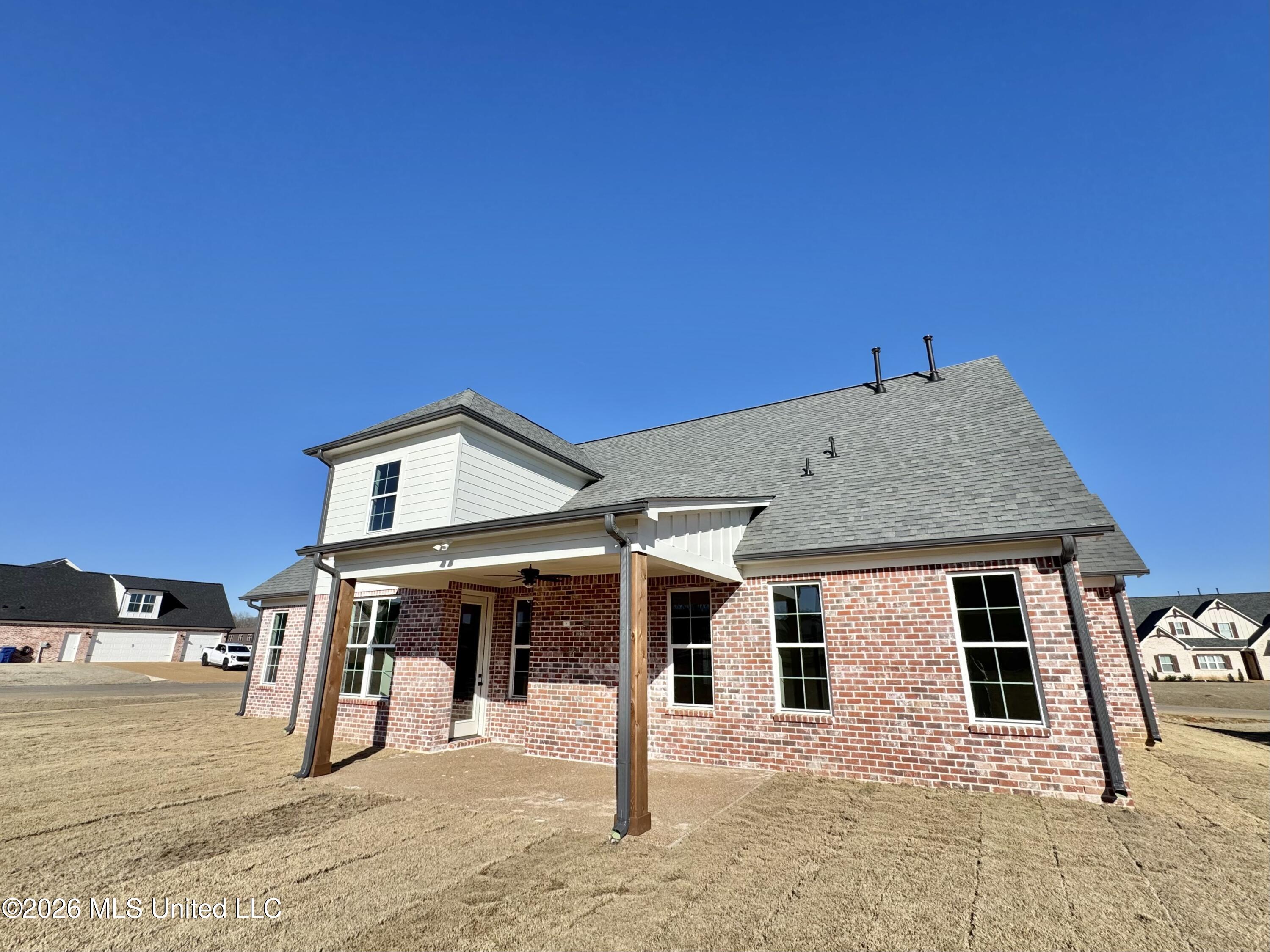 1755 Bakersfield Way Nesbit, MS 38651 - Photo 44 of 46 IMG_5490