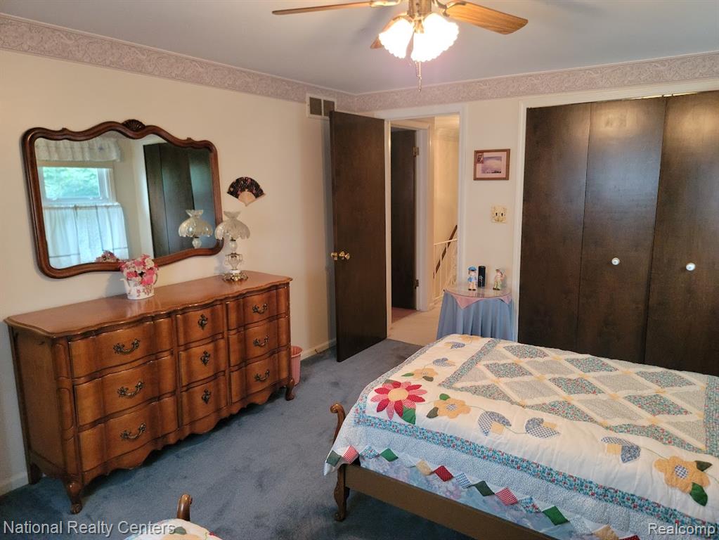 25630 Branchaster Road Farmington Hills, MI 48336 - Photo 34 of 48