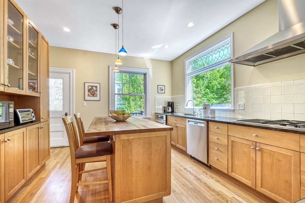 59 Terrace Road Medford, MA 02155 - Photo 10 of 40