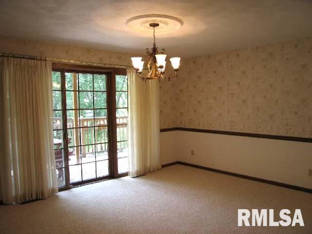 3155 Rambling Road Bettendorf, IA 52722 - Photo 8 of 8