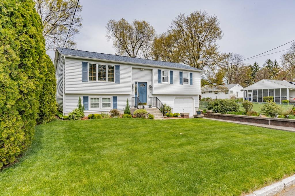 20 Dutton Street Springfield, MA 01151 - Photo 2 of 37 Gallery Image 2
