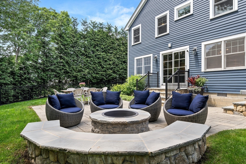 23 Northgate Road Wellesley, MA 02481 - Photo 29 of 31