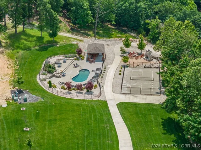 $633,500 | 76 Barolo Lane, Unit 21A, Camdenton, MO 65020