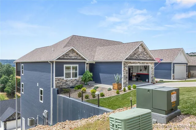 $633,500 | 76 Barolo Lane, Unit 21A, Camdenton, MO 65020