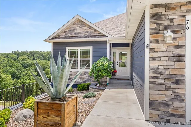 $633,500 | 76 Barolo Lane, Unit 21A, Camdenton, MO 65020