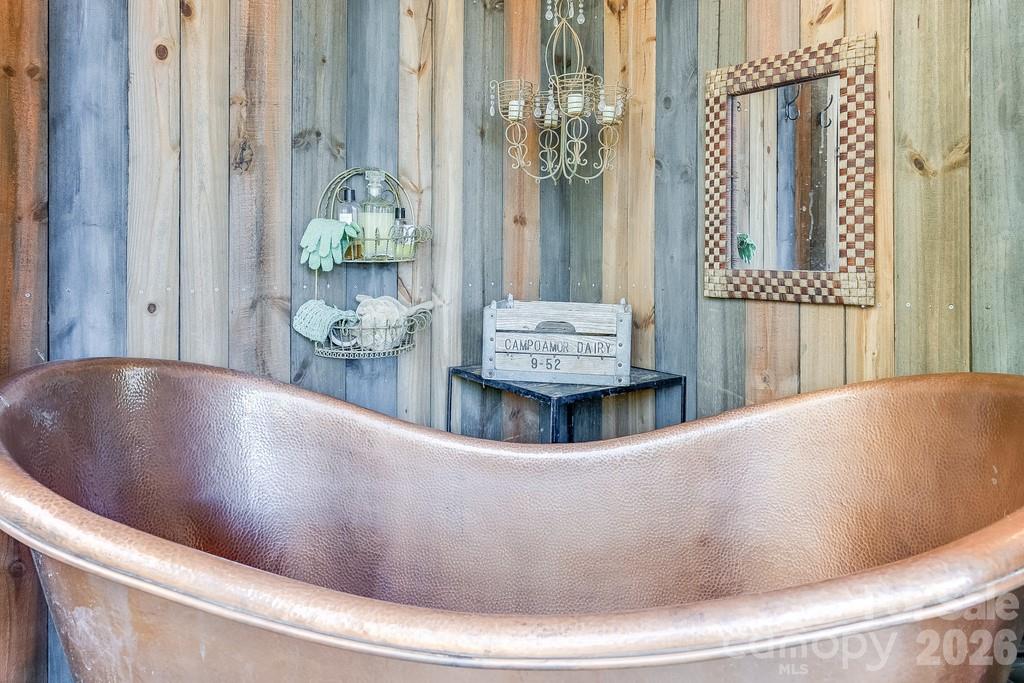 111 Elkhound Road Waynesville, NC 28785 - Photo 5 of 47 Gallery Image 5