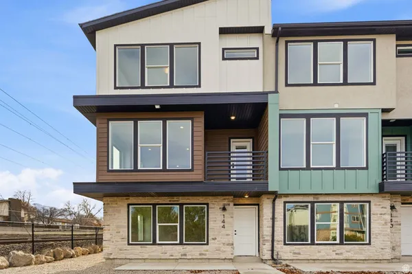 $555,000 | 144 East Chambord Court, Sandy, UT 84070