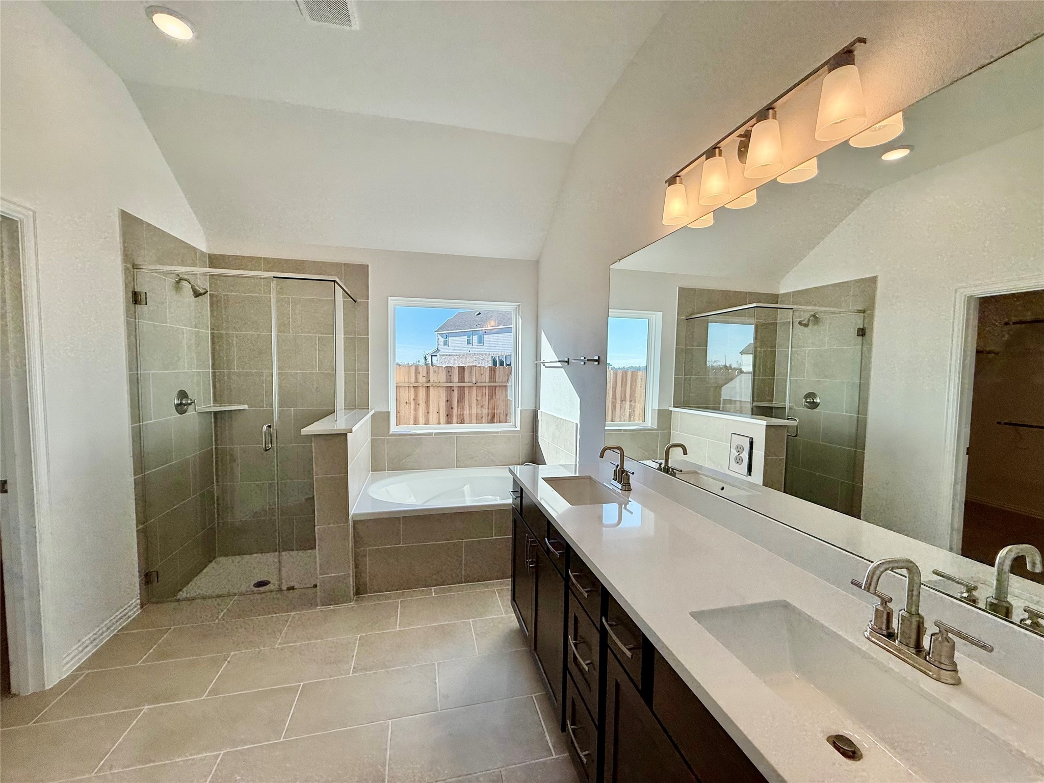 719 Evergreen Frst Lane Rosharon, TX 77583 - Photo 15 of 16