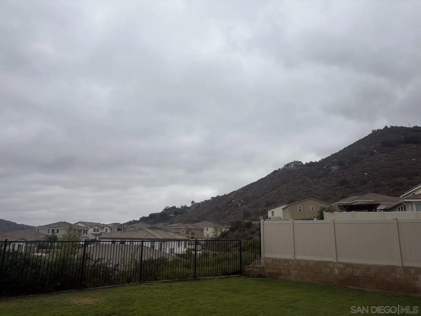4633 Quiet Ridge Lane Fallbrook, CA 92028 - Photo 10 of 30