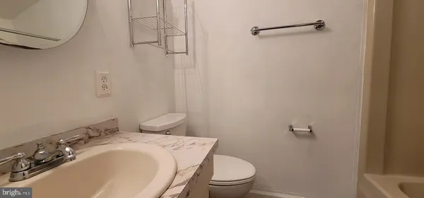 $165,000 | 2209 Greenwood Drive, Lindenwold, NJ 08021