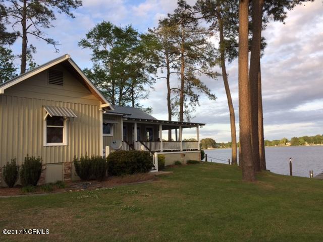 131 Cool Point Road Bath, NC 27808 - Photo 6 of 29 IMG_2600