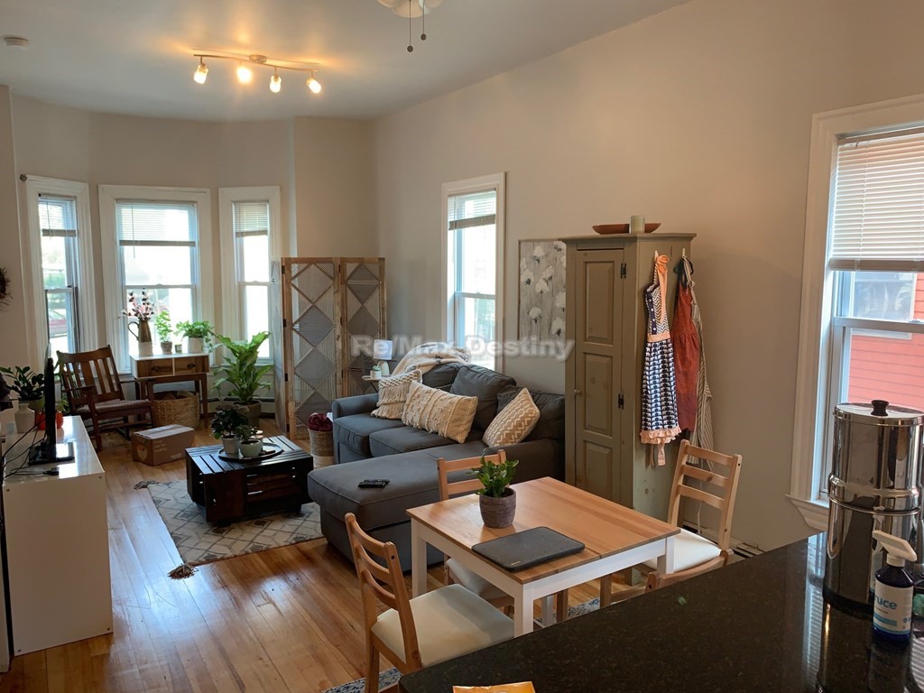142 ster Avenue, Unit 1, Cambridge, MA 02141 Compass
