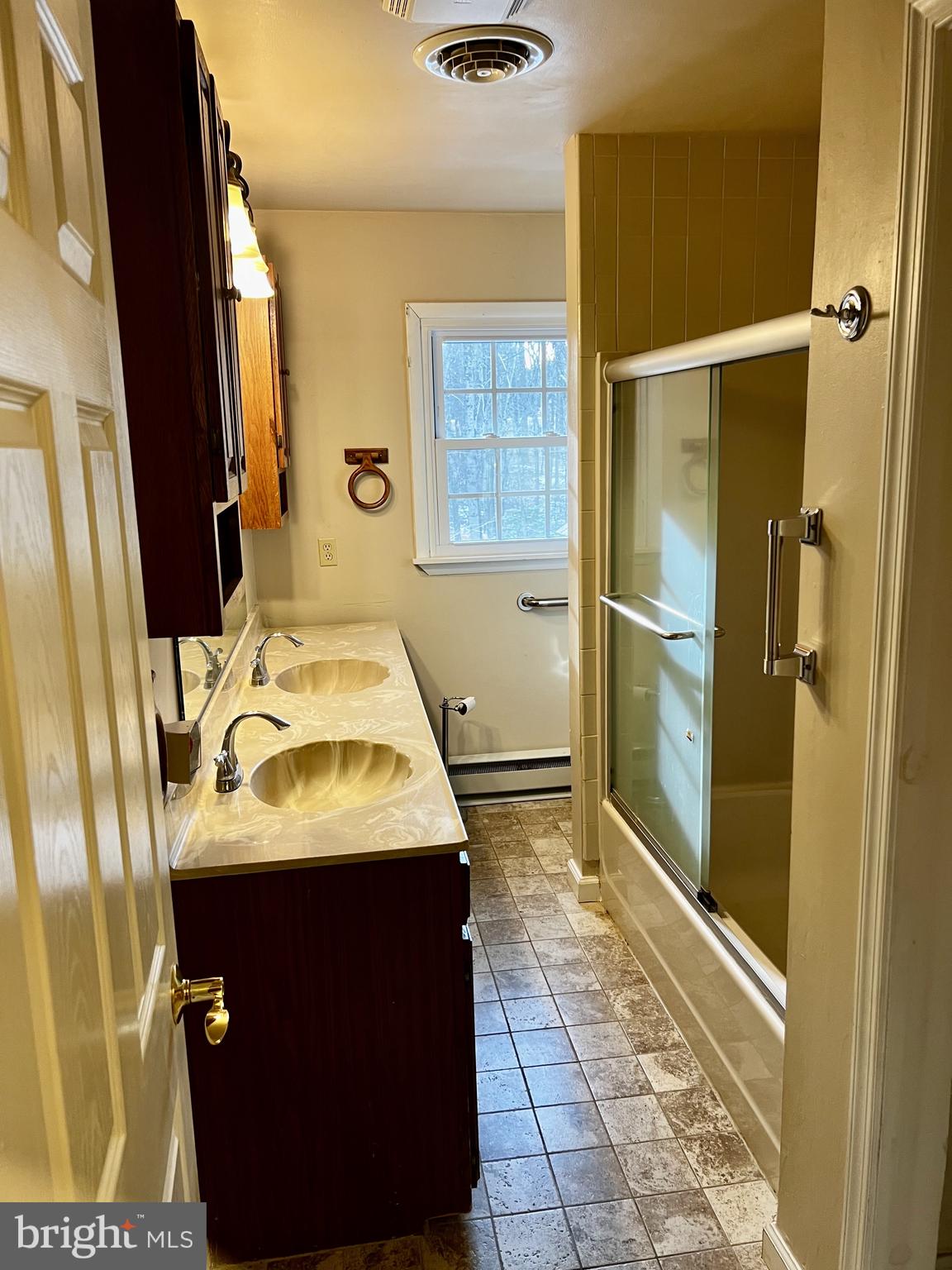 139 Carter Road Elkton, MD 21921 - Photo 14 of 27 Hall Bath