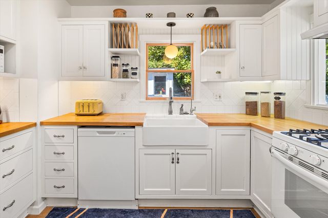 $1,465,000 | 1127 Church Lane, Carpinteria, CA 93013