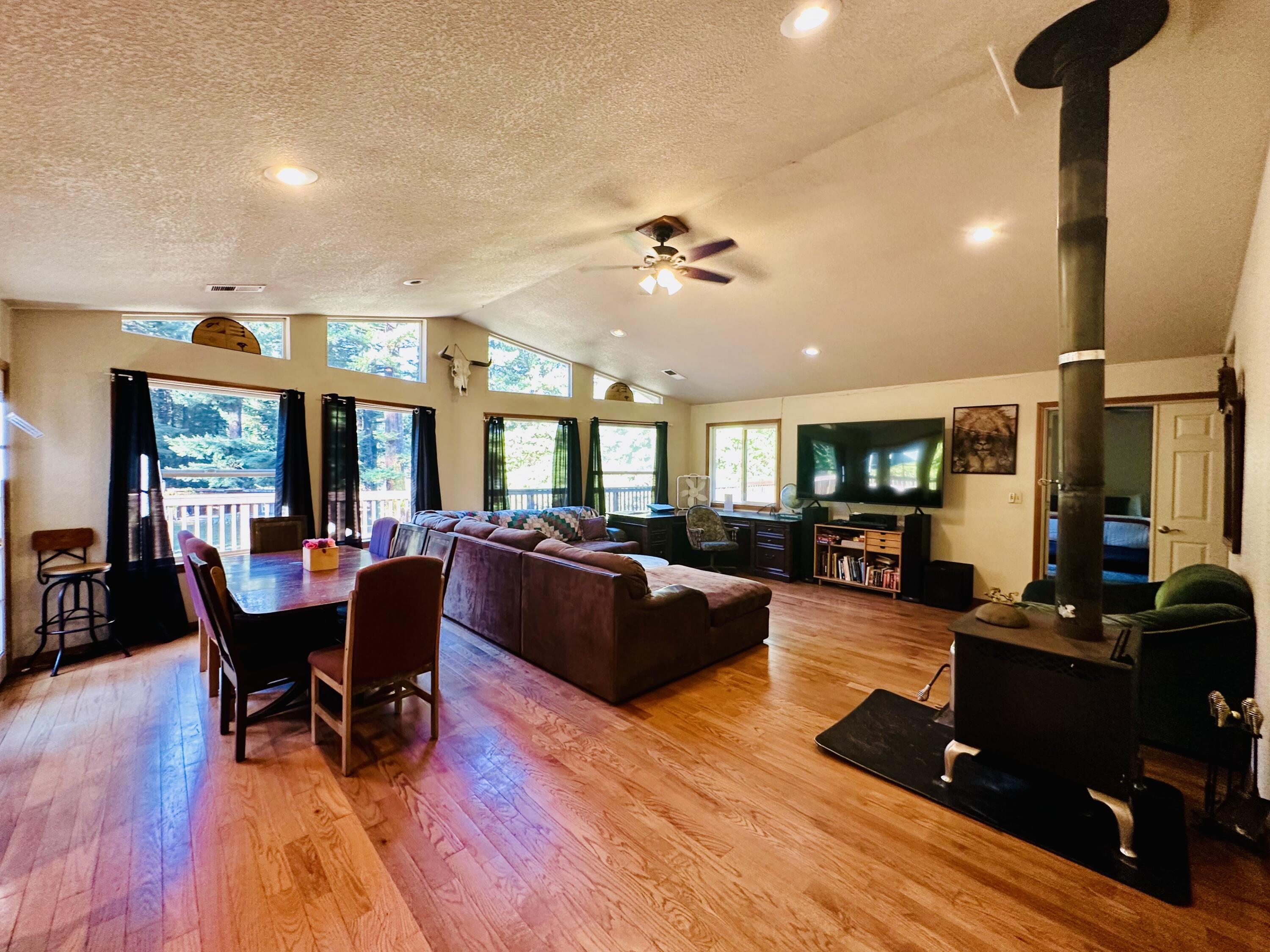 3330 Whitlow Road Myers Flat, CA 95554 - Photo 12 of 96