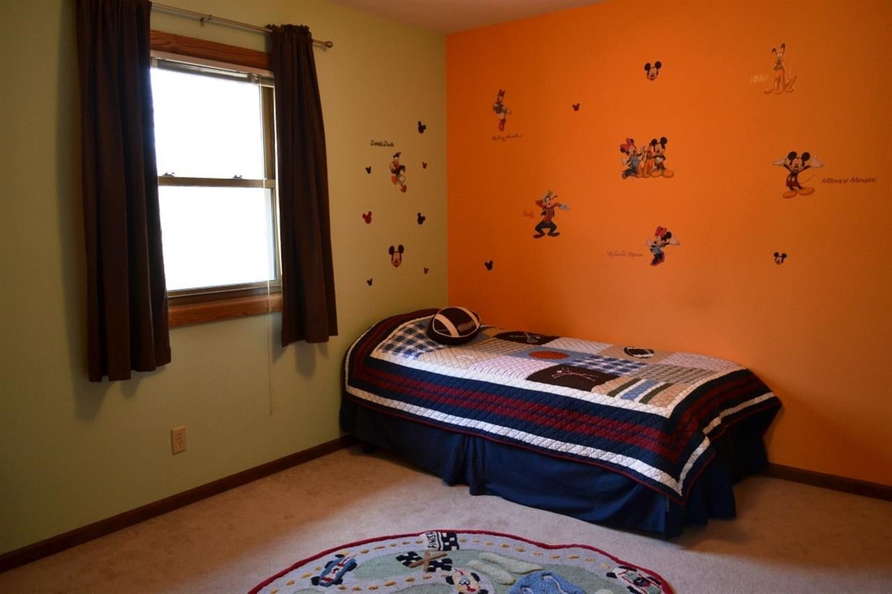 3074 Meadow Road Northeast North Liberty, IA 52317 - Photo 12 of 20 Gallery Image 12