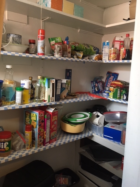 638 West Roscoe Street, Unit 3 Chicago, IL 60657 - Photo 11 of 13 a kitchen with a stove and cabinets