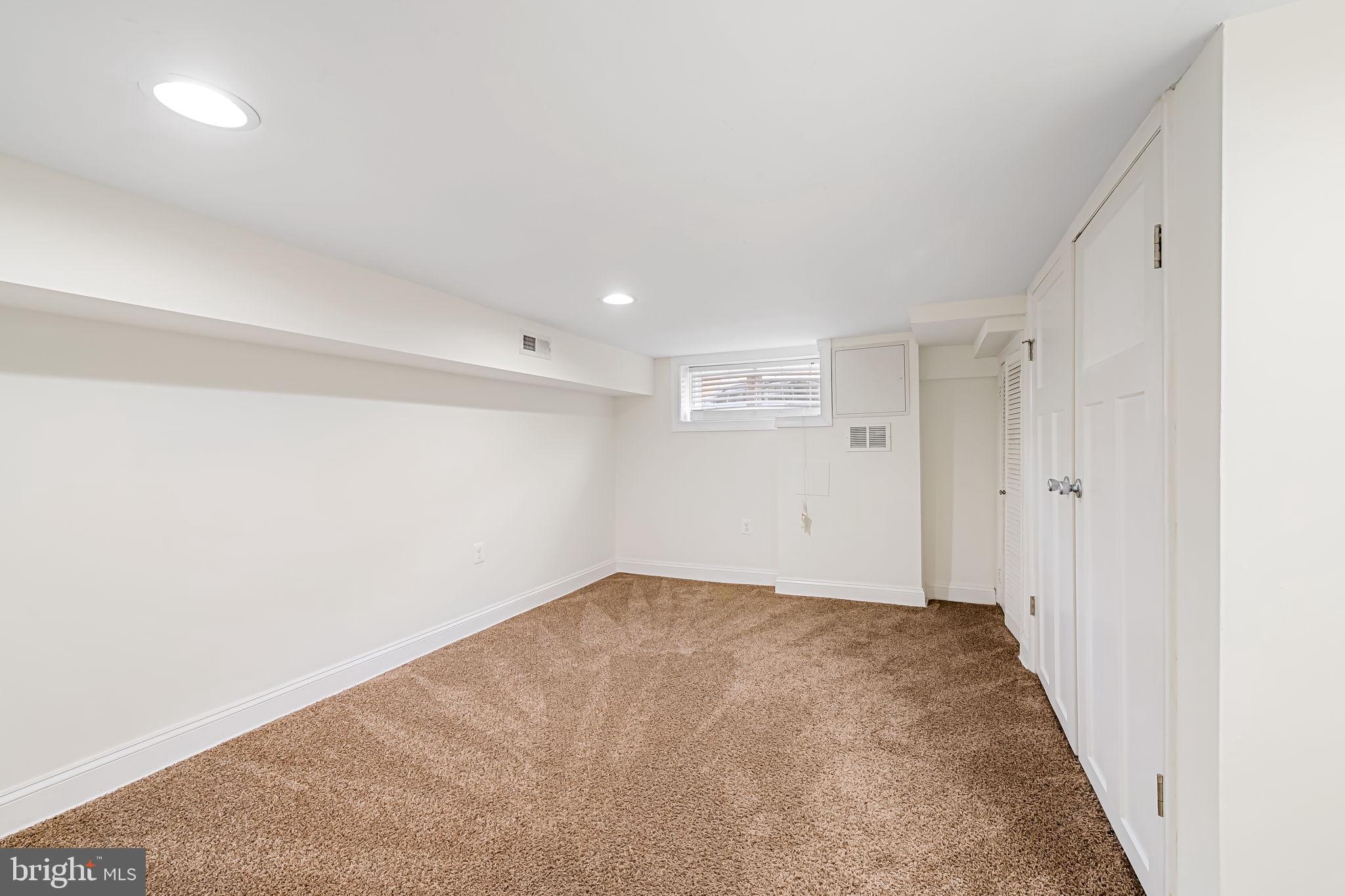 116 Rochester Place Baltimore, MD 21224 - Photo 34 of 45 a view of room