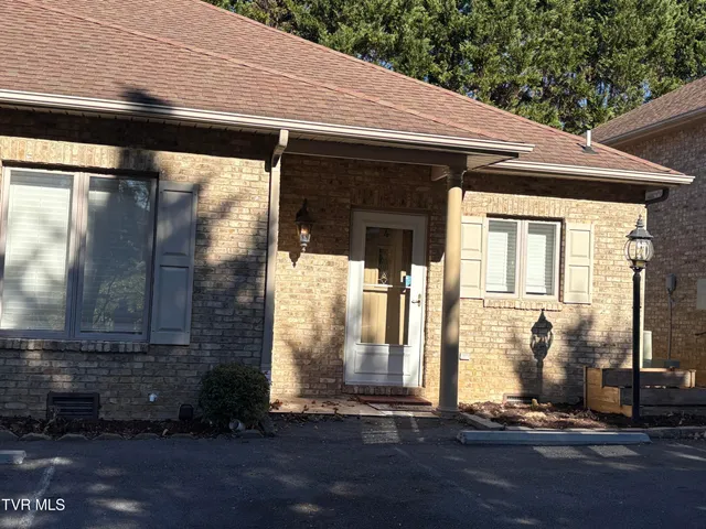 $225,000 | 176 South Austin Springs Road, Unit 4, Johnson City, TN 37601