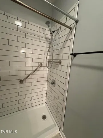 $225,000 | 176 South Austin Springs Road, Unit 4, Johnson City, TN 37601