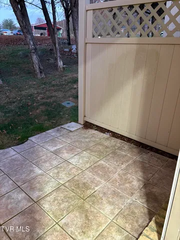 $225,000 | 176 South Austin Springs Road, Unit 4, Johnson City, TN 37601