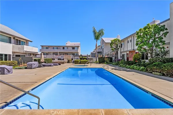 $630,000 | 25837 Oak Street, Unit 111, Lomita, CA 90717