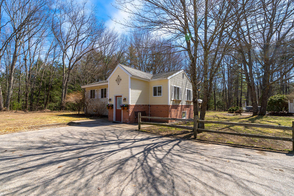 102 Ross Road Old Orchard Beach, ME 04064 - Photo 2 of 39 102 Ross Rd