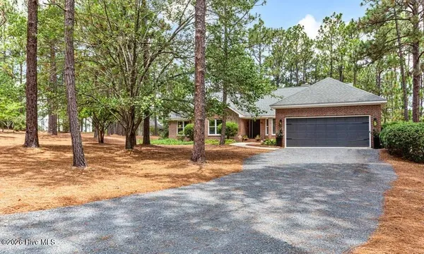 $689,900 | 92 Sakonnet Trail, Pinehurst, NC 28374