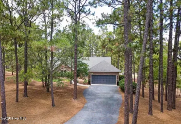 $679,900 | 92 Sakonnet Trail, Pinehurst, NC 28374