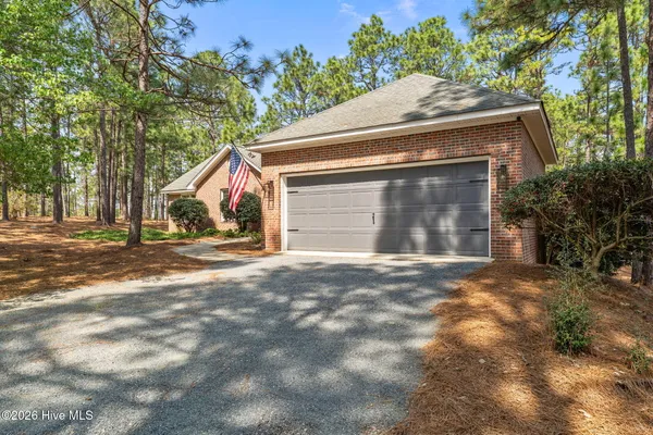 $679,900 | 92 Sakonnet Trail, Pinehurst, NC 28374