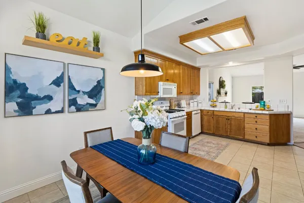 $545,000 | 956 Pearwood Circle, Lodi, CA 95242