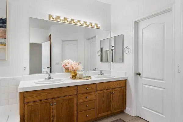 $545,000 | 956 Pearwood Circle, Lodi, CA 95242