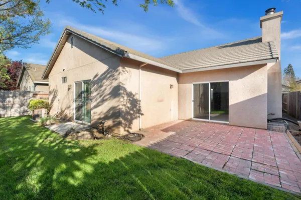 $545,000 | 956 Pearwood Circle, Lodi, CA 95242