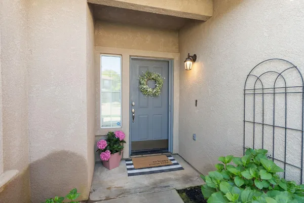 $545,000 | 956 Pearwood Circle, Lodi, CA 95242