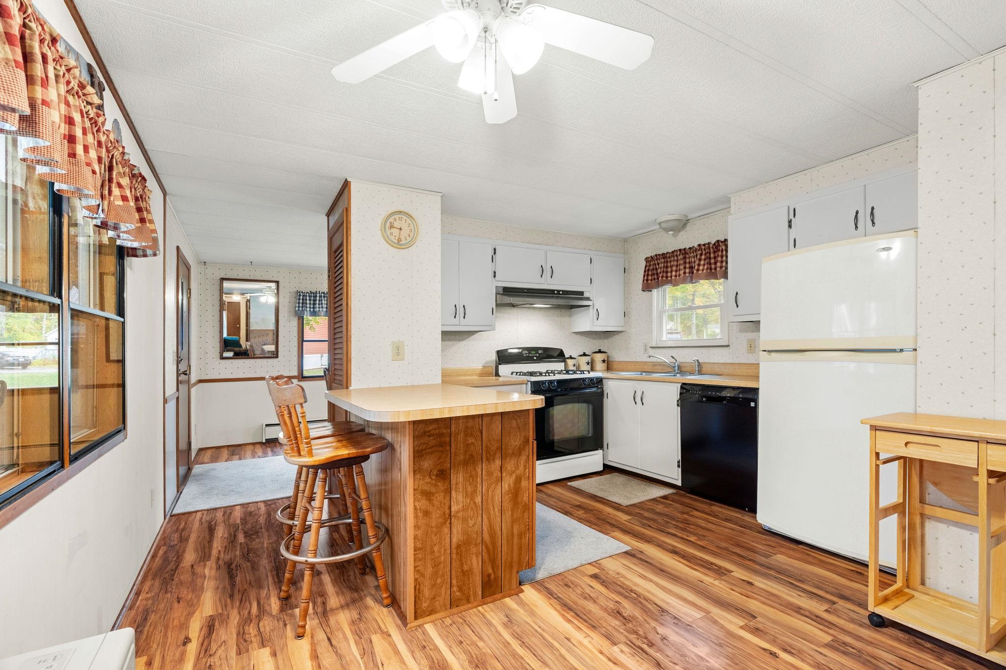 732 Concord Stage Road, Unit 35 Weare, NH 03281 - Photo 13 of 36