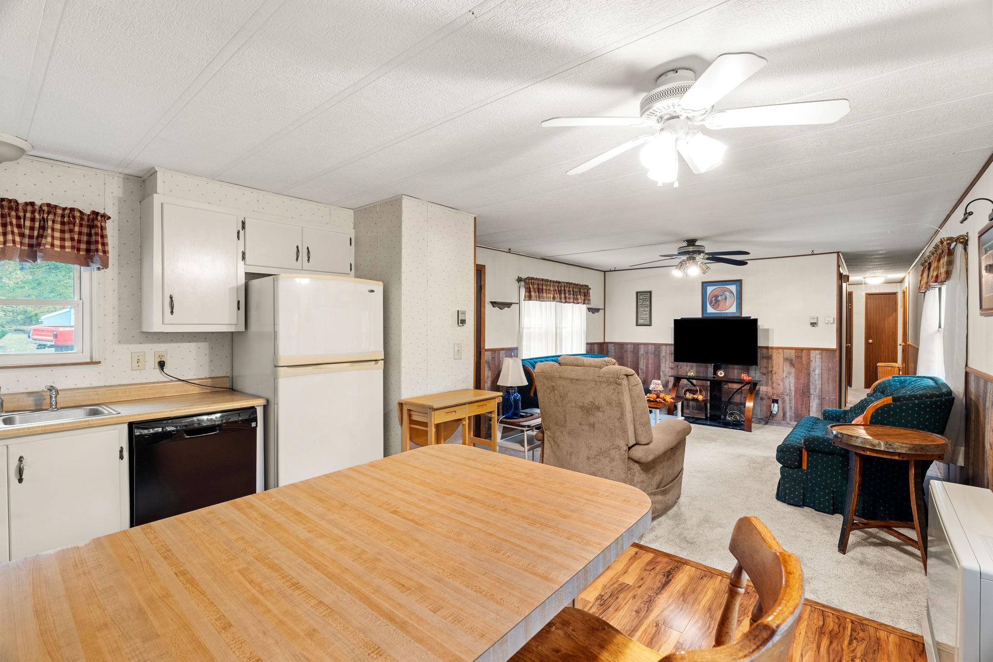 732 Concord Stage Road, Unit 35 Weare, NH 03281 - Photo 16 of 36