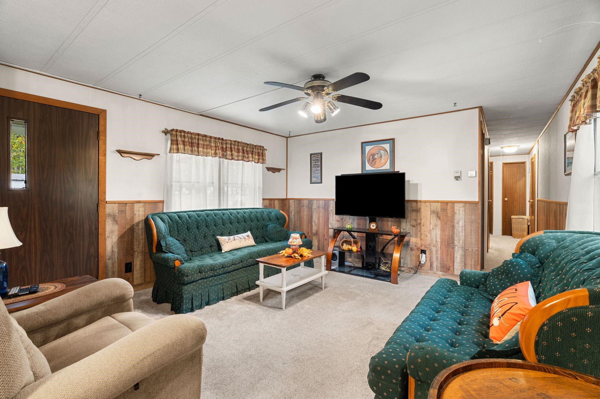 732 Concord Stage Road, Unit 35 Weare, NH 03281 - Photo 17 of 36