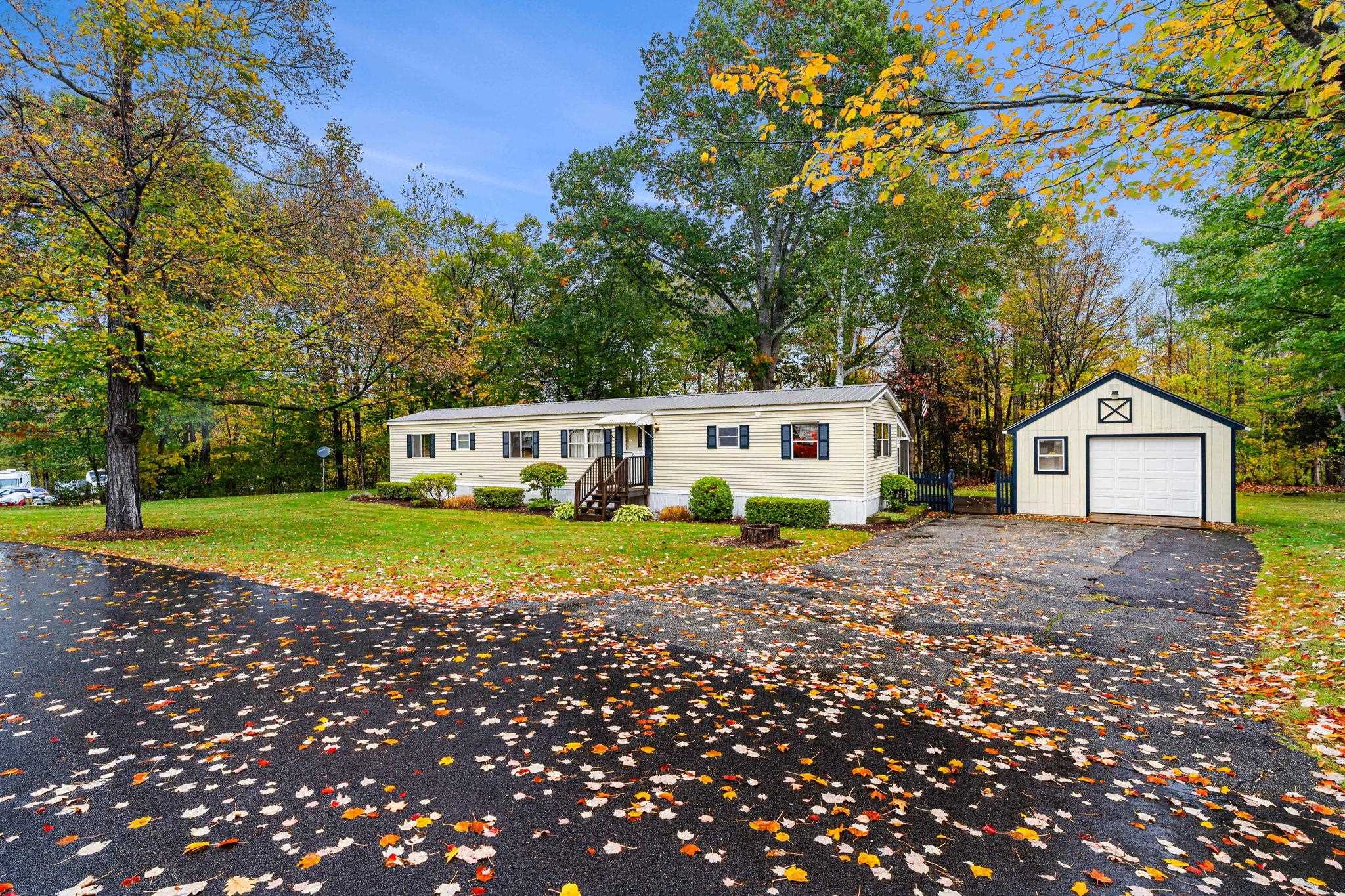 732 Concord Stage Road, Unit 35 Weare, NH 03281 - Photo 3 of 36