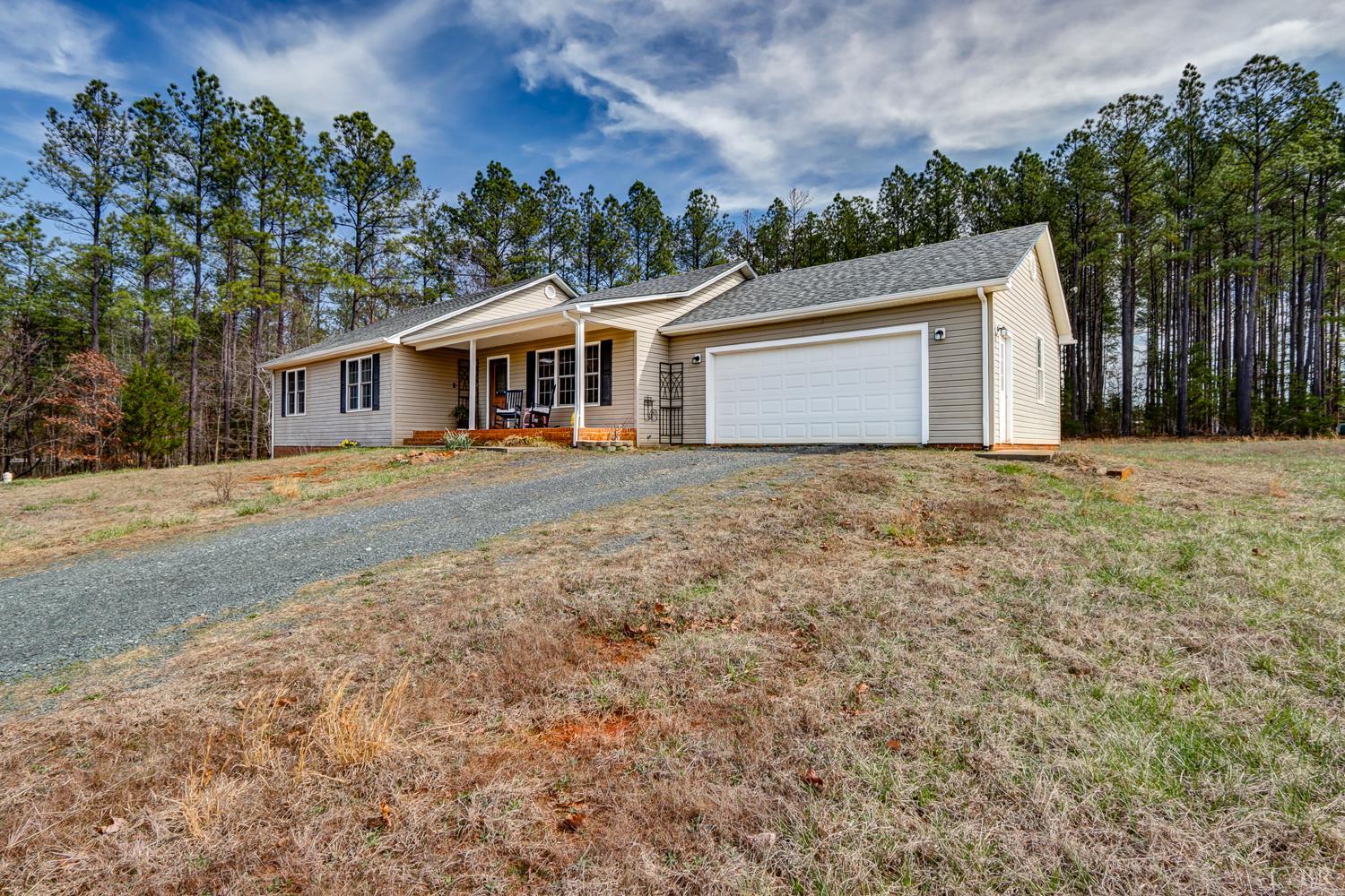 2518 Reedy Spring Road Spout Spring, VA 24593 - Photo 4 of 34