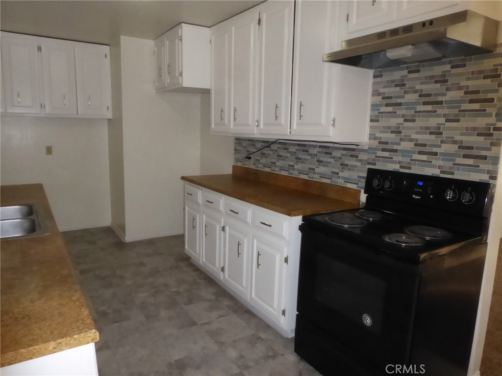 821 Windy Pass Barstow, CA 92311 - Photo 5 of 13