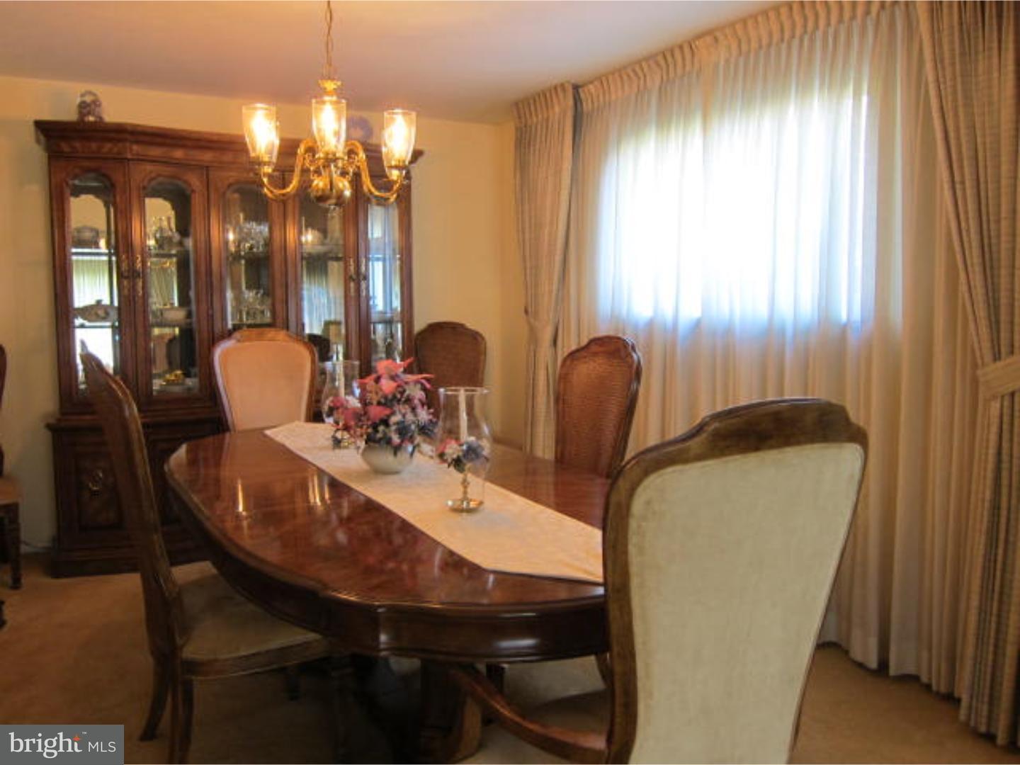 1438 Rosebud Road Southampton, PA 18966 - Photo 3 of 9 Dining Room