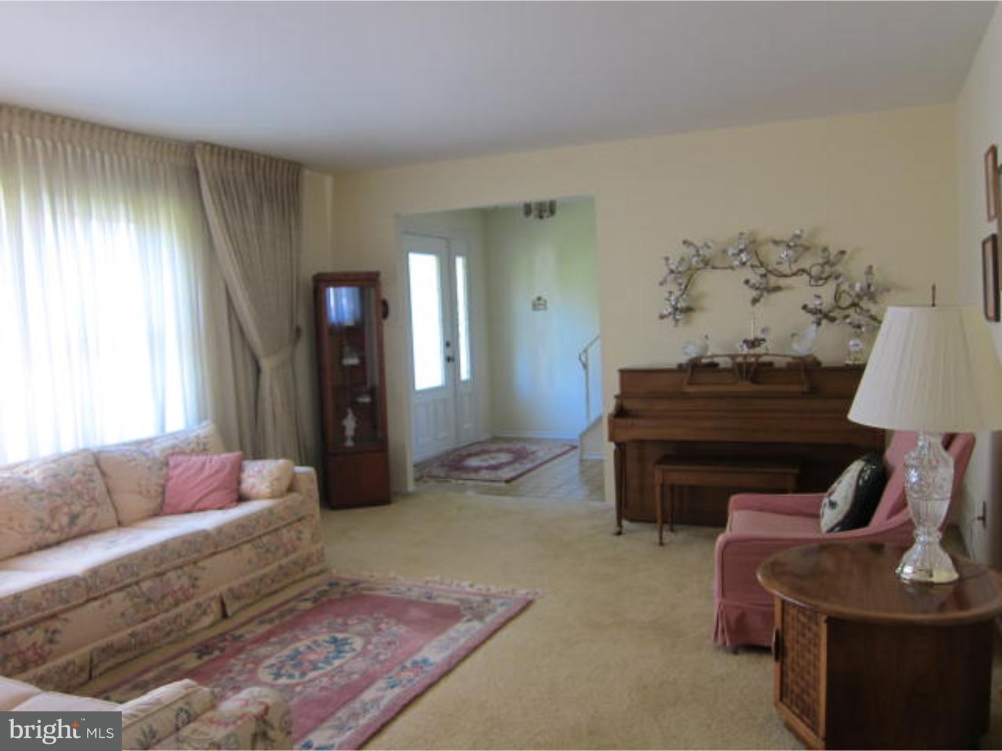 1438 Rosebud Road Southampton, PA 18966 - Photo 6 of 9 Living Room