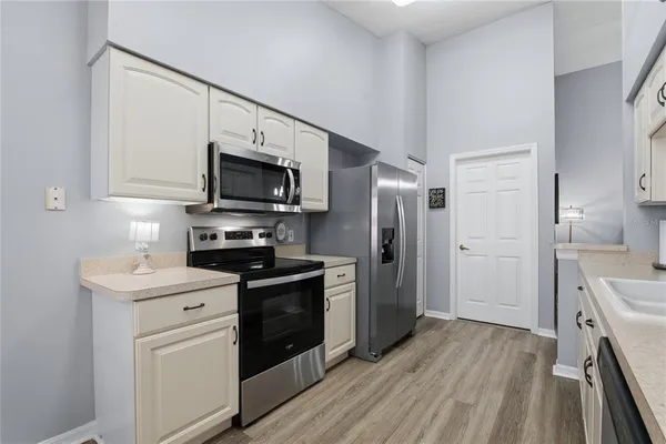 $2,350 | 1221 Wolford Drive, Trinity, FL 34655