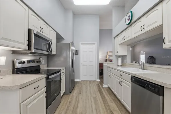 $2,350 | 1221 Wolford Drive, Trinity, FL 34655