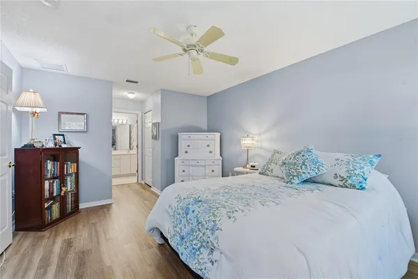 $2,350 | 1221 Wolford Drive, Trinity, FL 34655