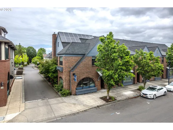 $695,000 | 1510 Northeast Village Street, Fairview, OR 97024