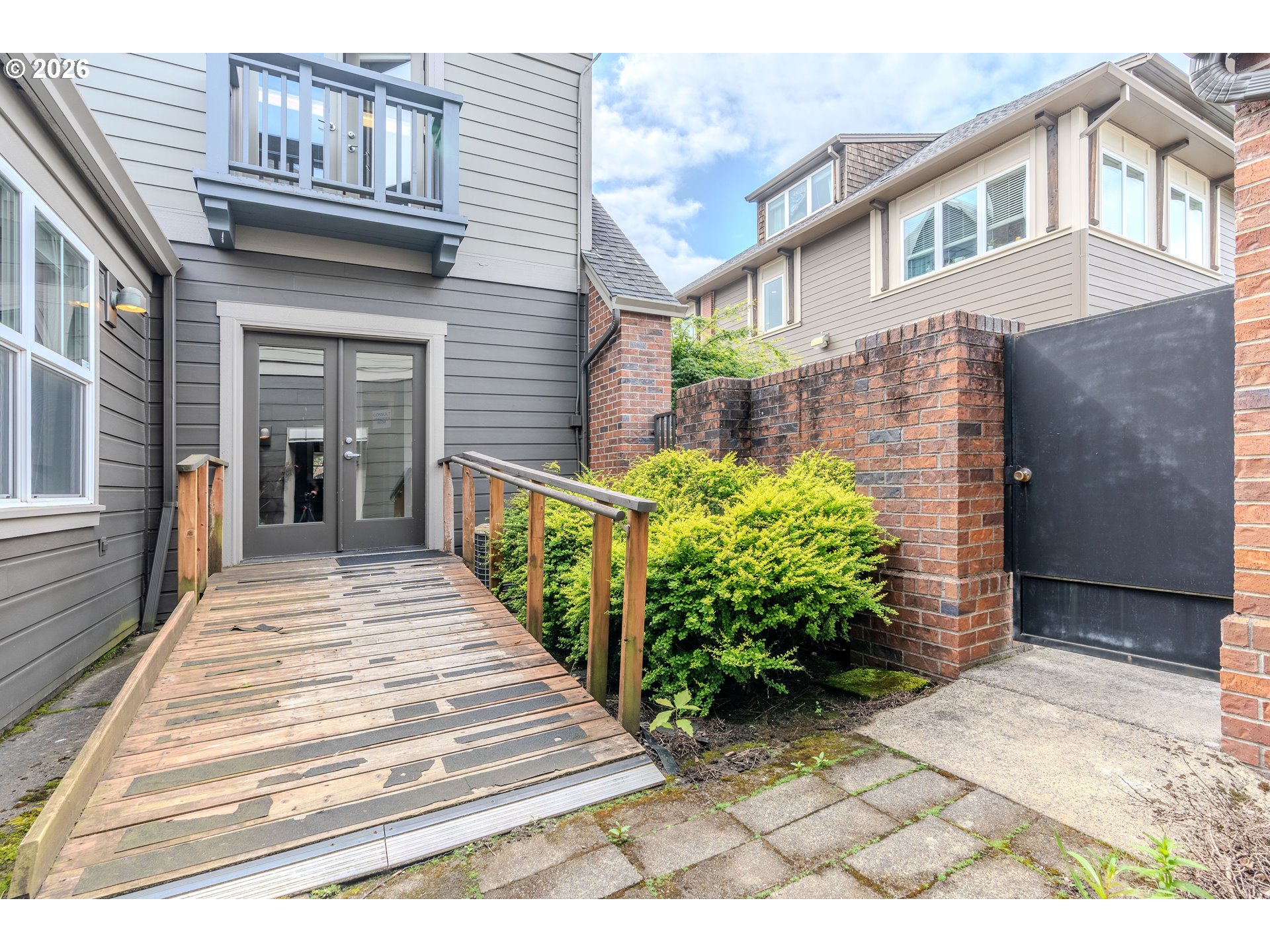 1510 Northeast Village Street Fairview, OR 97024 - Photo 22 of 22 Courtyard