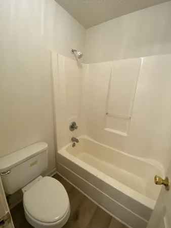 $995 | 243 Tree Line Drive, Oak Grove, KY 42262