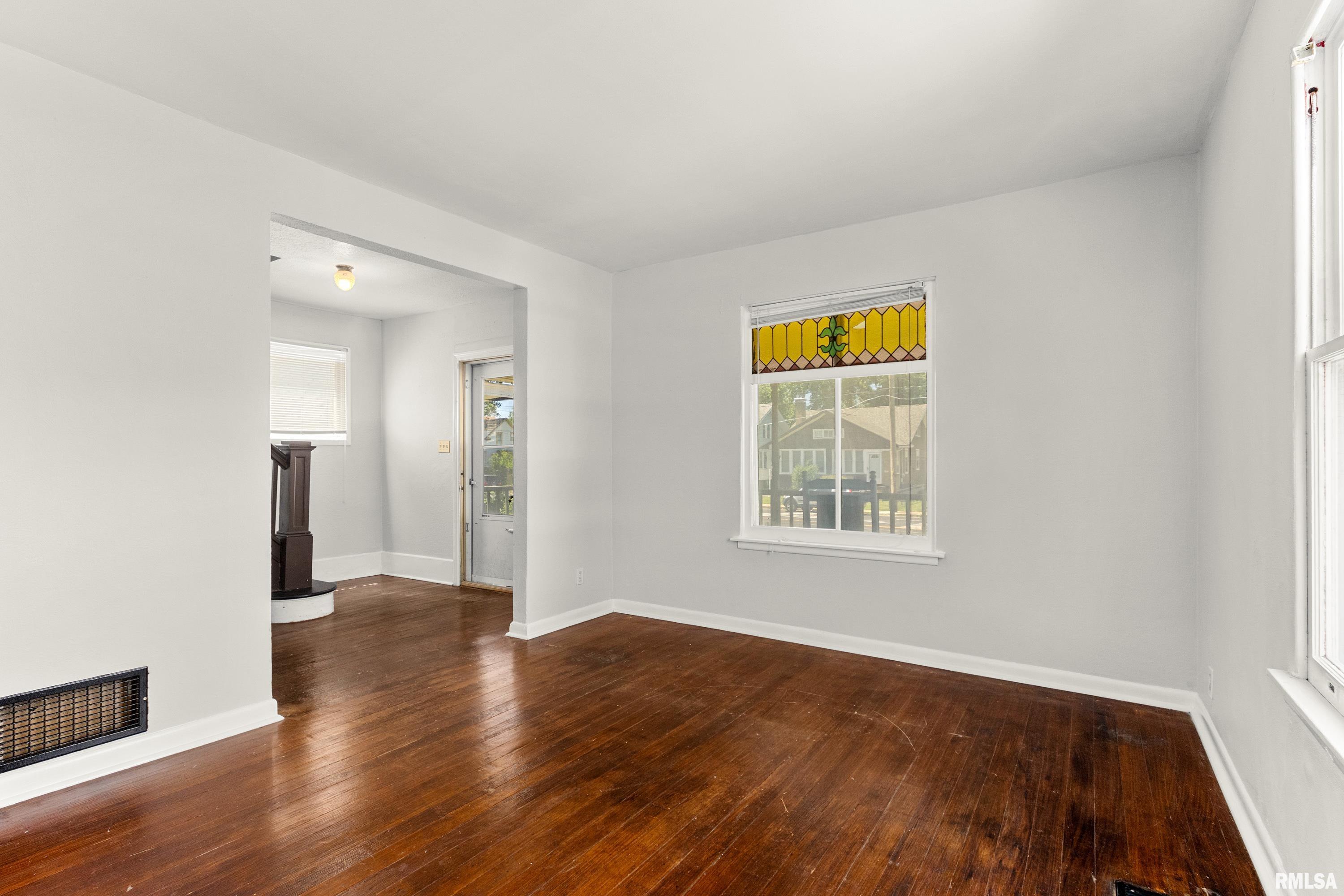 2638 North Prospect Road Peoria, IL 61603 - Photo 8 of 31 Gallery Image 8